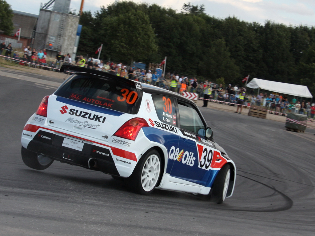 Rene Harms og Lone Otto ser frem til Suzuki Sydhavsrally
(Foto: Suzuki Motorsport)